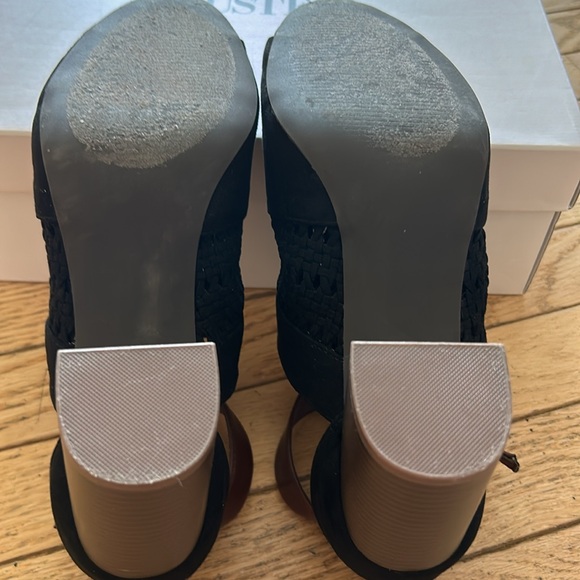 Justfab Renee black with brown straps sandals & peep toe - Picture 11 of 11